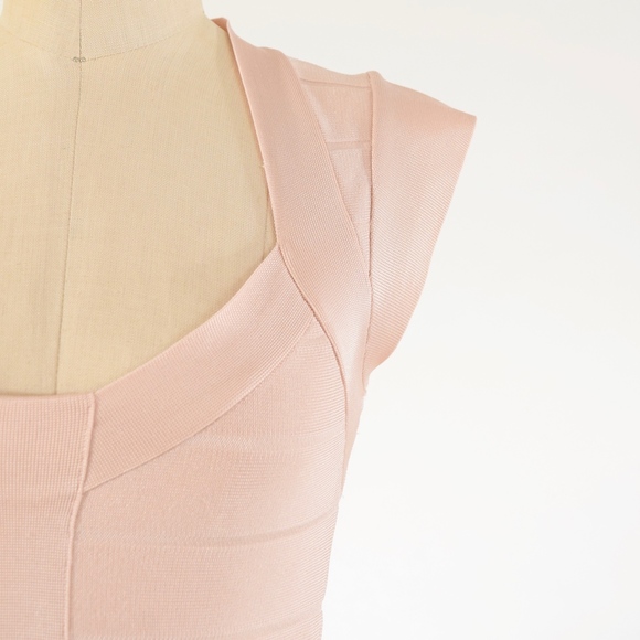 ❌SOLD❌French Connection Pink Bandage Dress - Picture 3 of 7